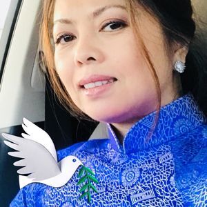 Meet your Posher, Vivian